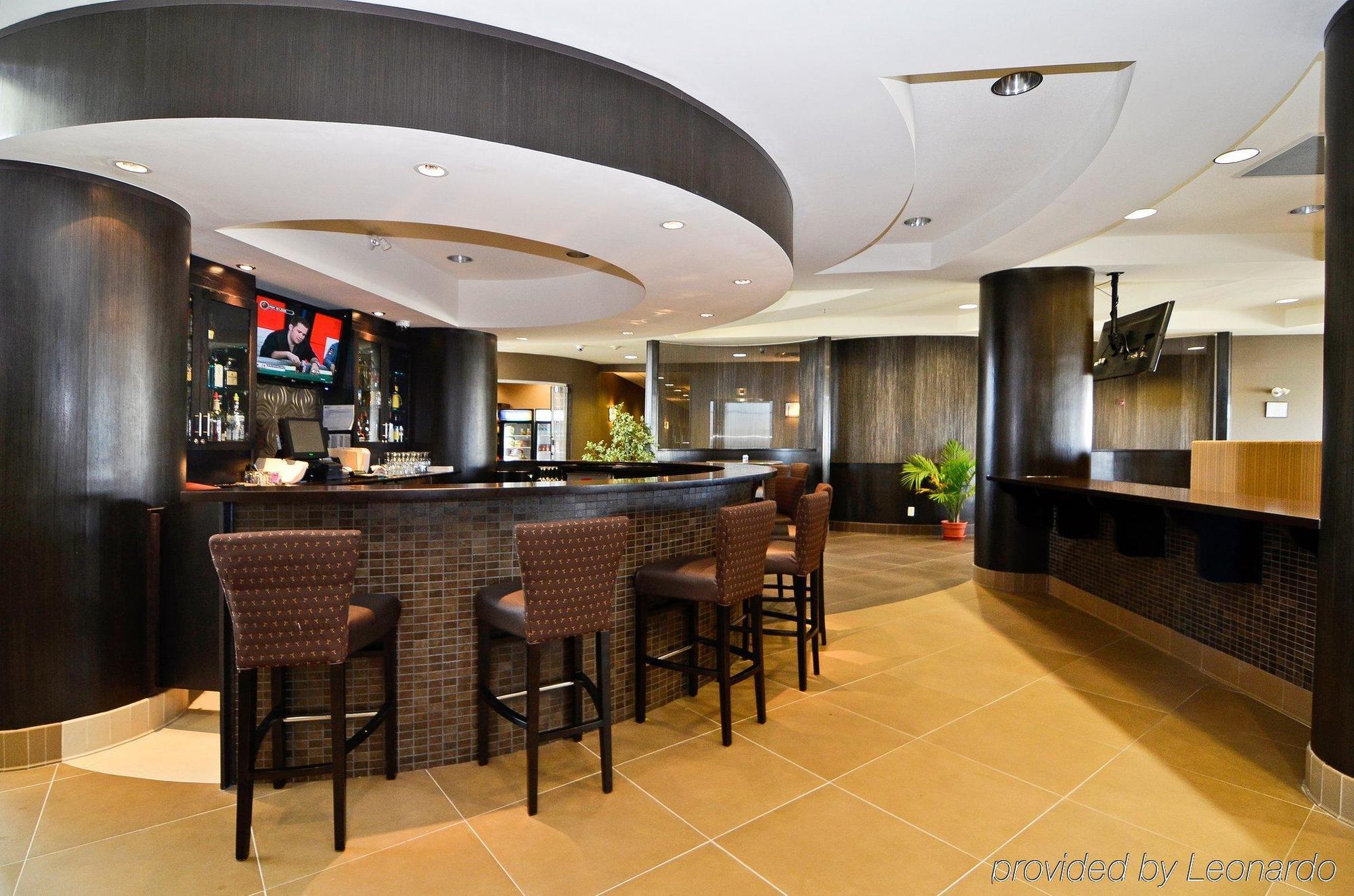 贝斯特韦斯特高级自由港卡尔加里机场酒店 卡加利 餐厅 照片